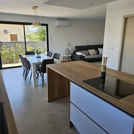 בית נופש Neuve Avec Piscine בובר